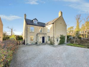 Photo 17- click for photo gallery